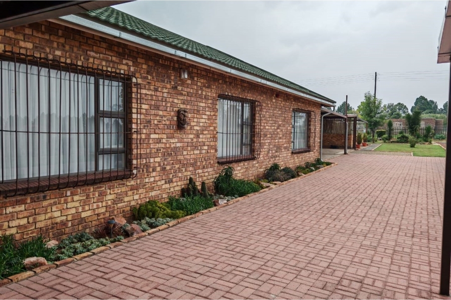 3 Bedroom Property for Sale in Deneysville Free State